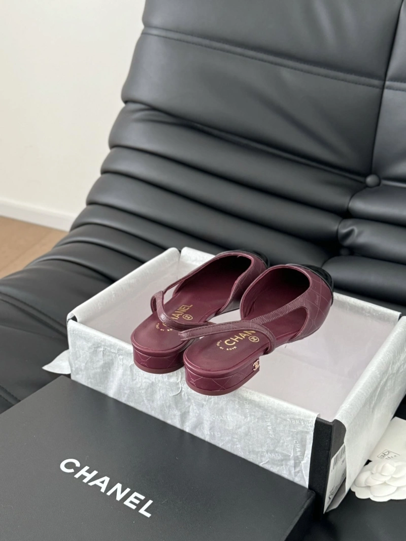 Durable Chxnxl Sandals 124310