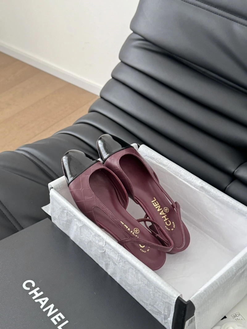 Durable Chxnxl Sandals 124310