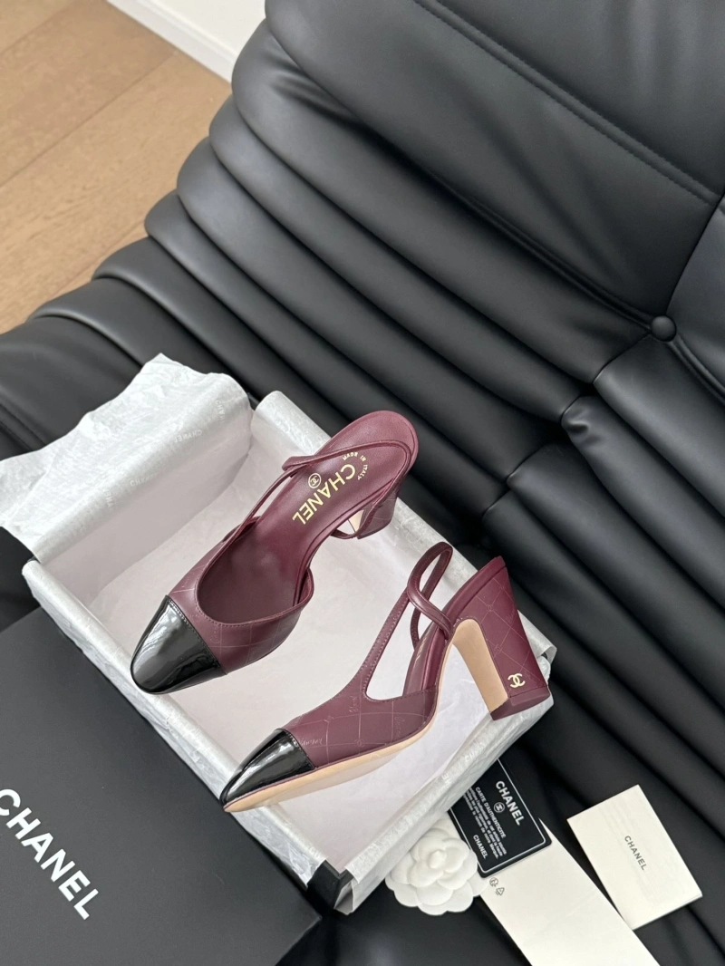 Elegant Chxnxl Sandals 124284