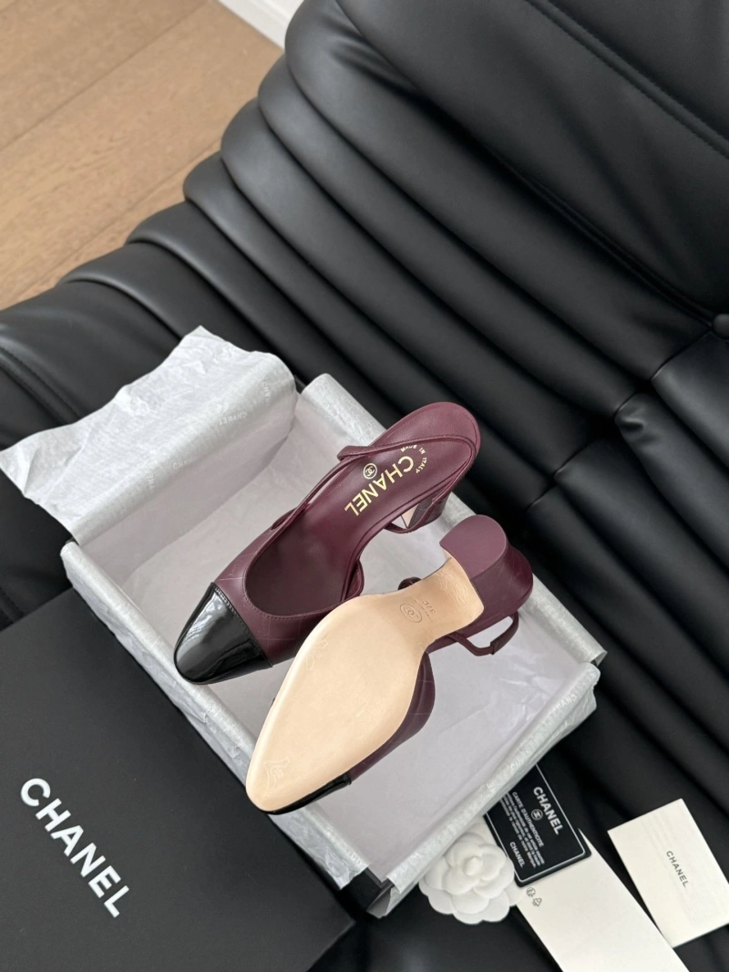 Elegant Chxnxl Sandals 124284
