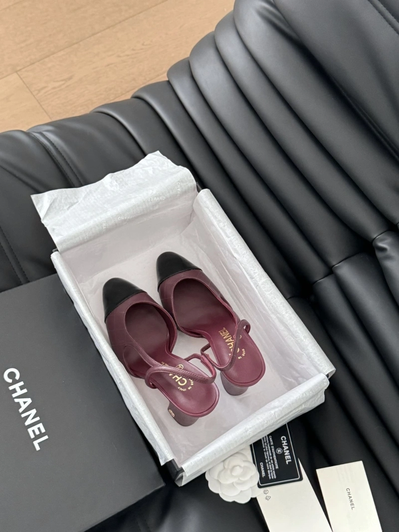 Elegant Chxnxl Sandals 124284