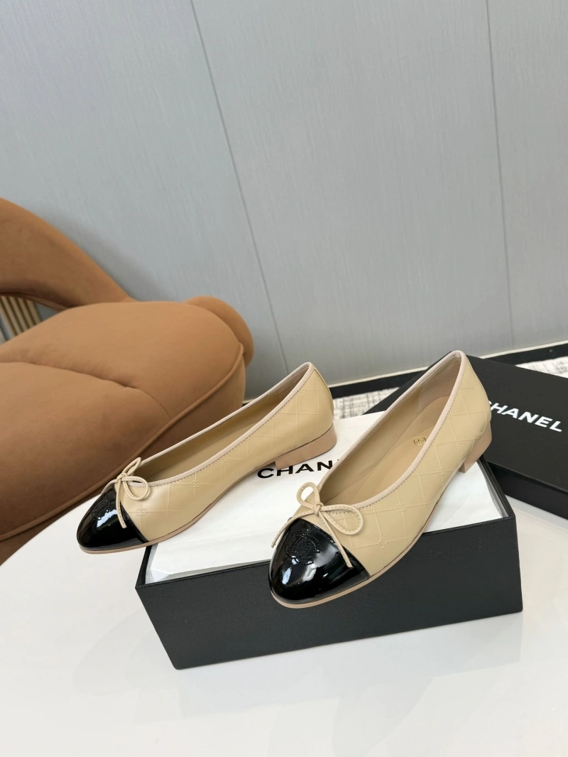 Stylish Chxnxl Sandals 124287