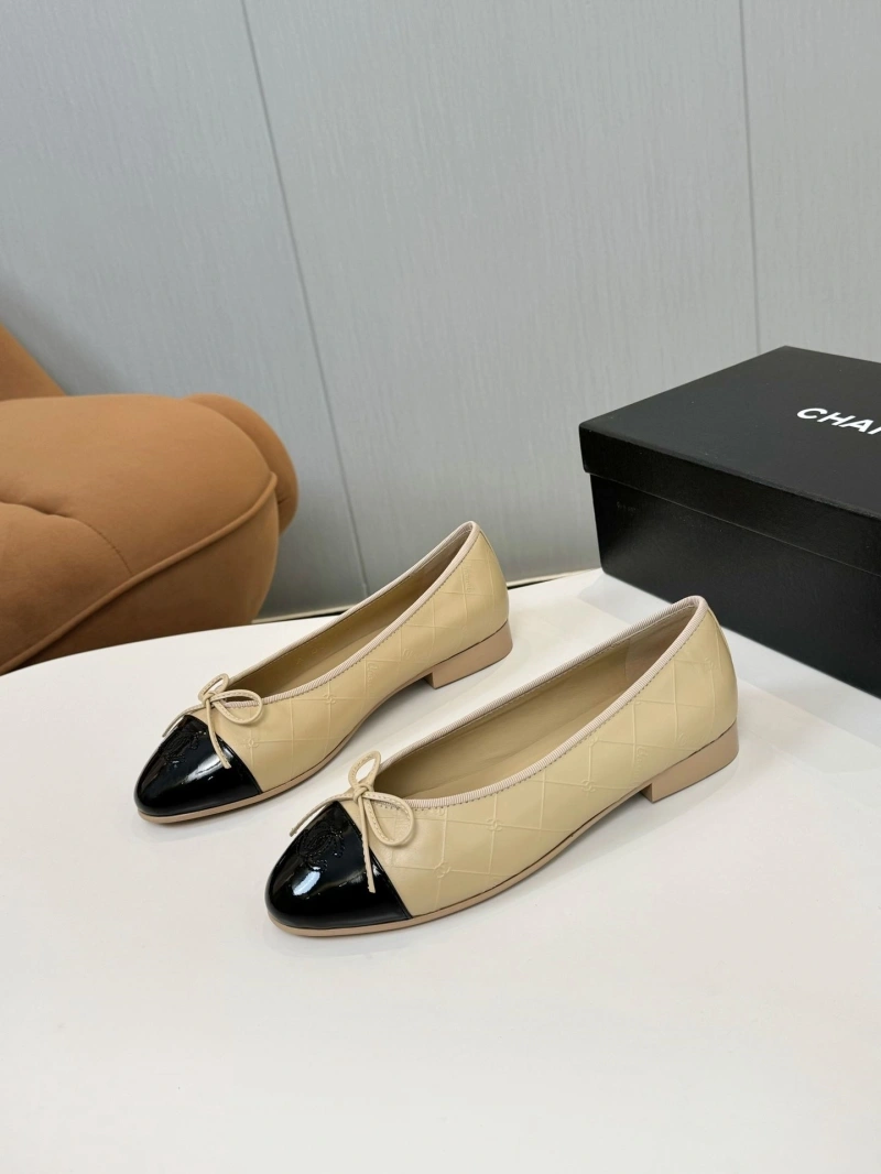 Stylish Chxnxl Sandals 124287