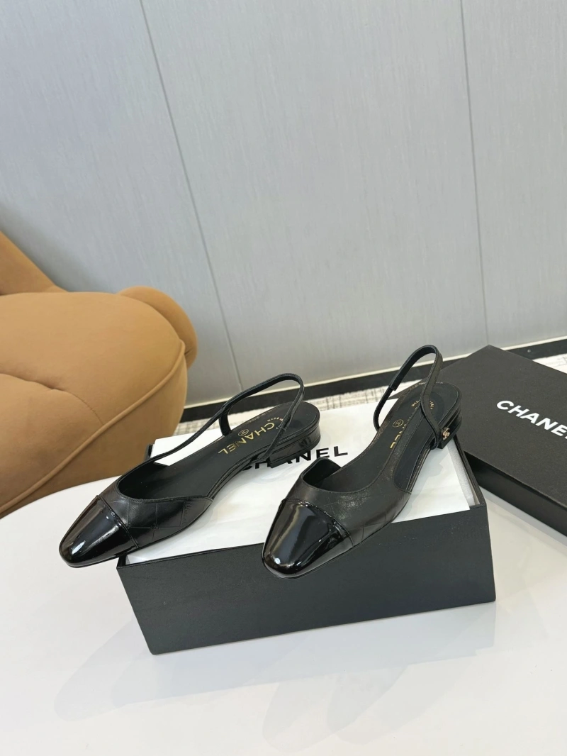 Reliable Chxnxl Sandals 124295