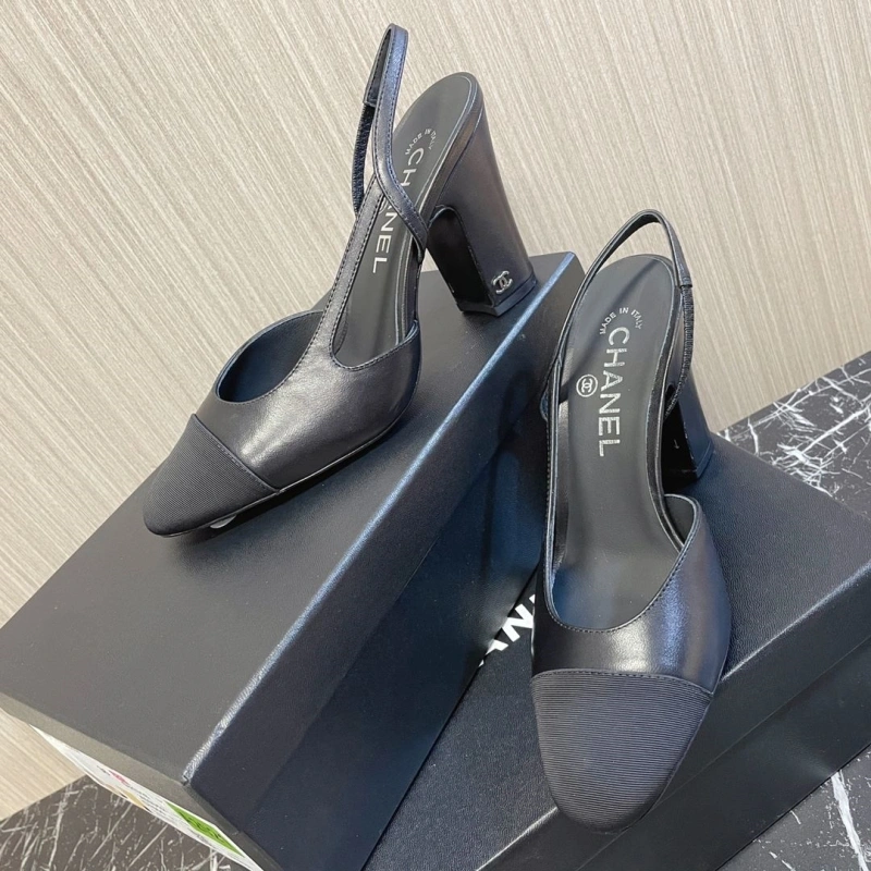 AllSeason Chxnxl Sandals 124273