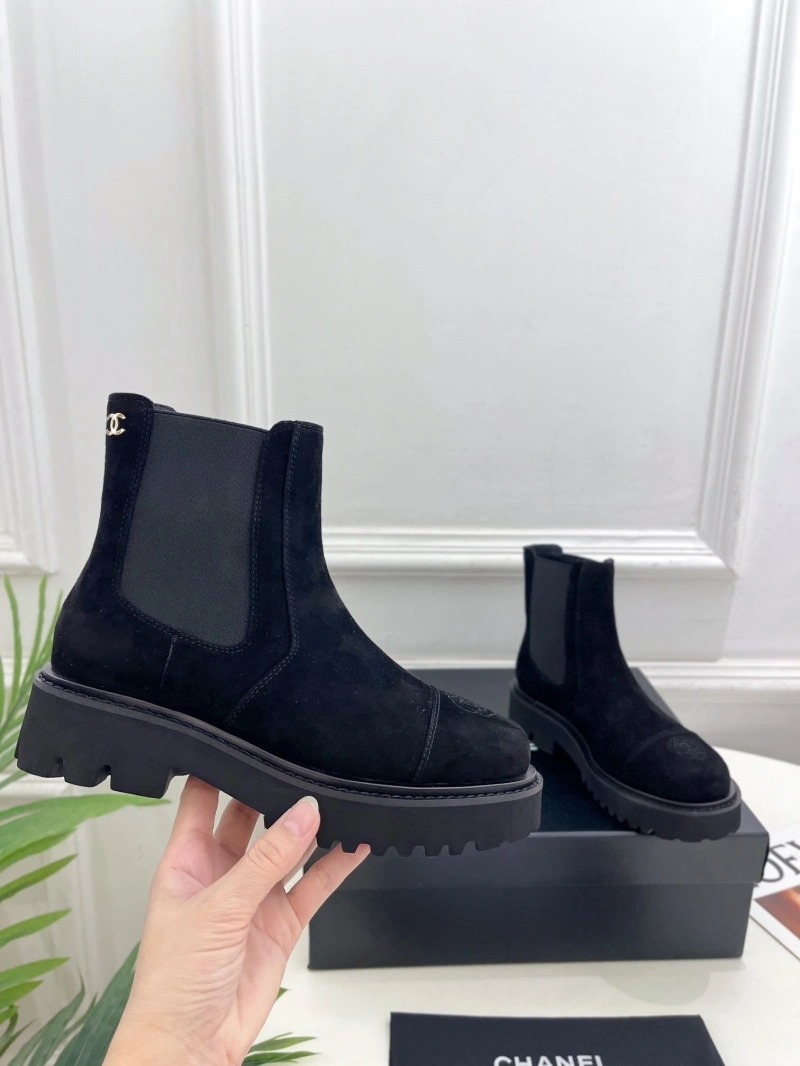 Reliable Chxnxl Boots 125167
