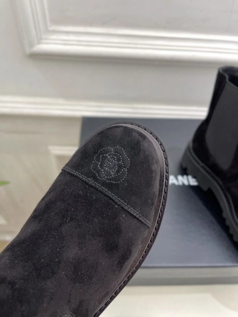 Reliable Chxnxl Boots 125167