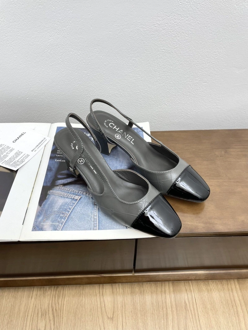 Vibrant Chxnxl Sandals 124272
