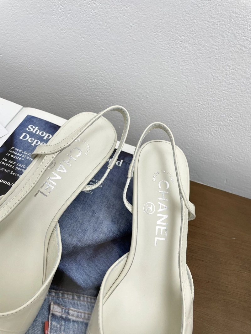 Reliable Chxnxl Sandals 124270