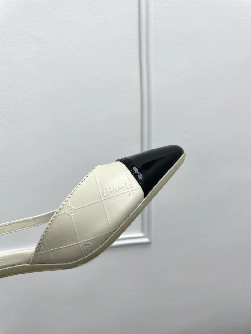 Reliable Chxnxl Sandals 124270