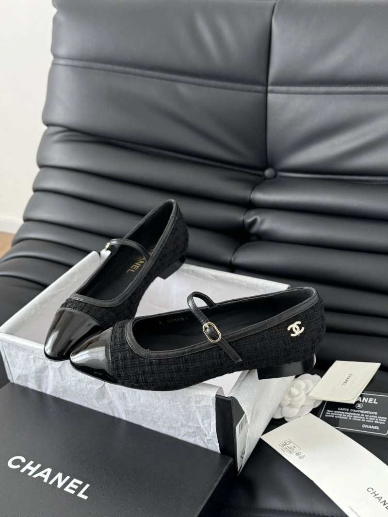 GoAnywhere Chxnxl Flat Shoes 124628
