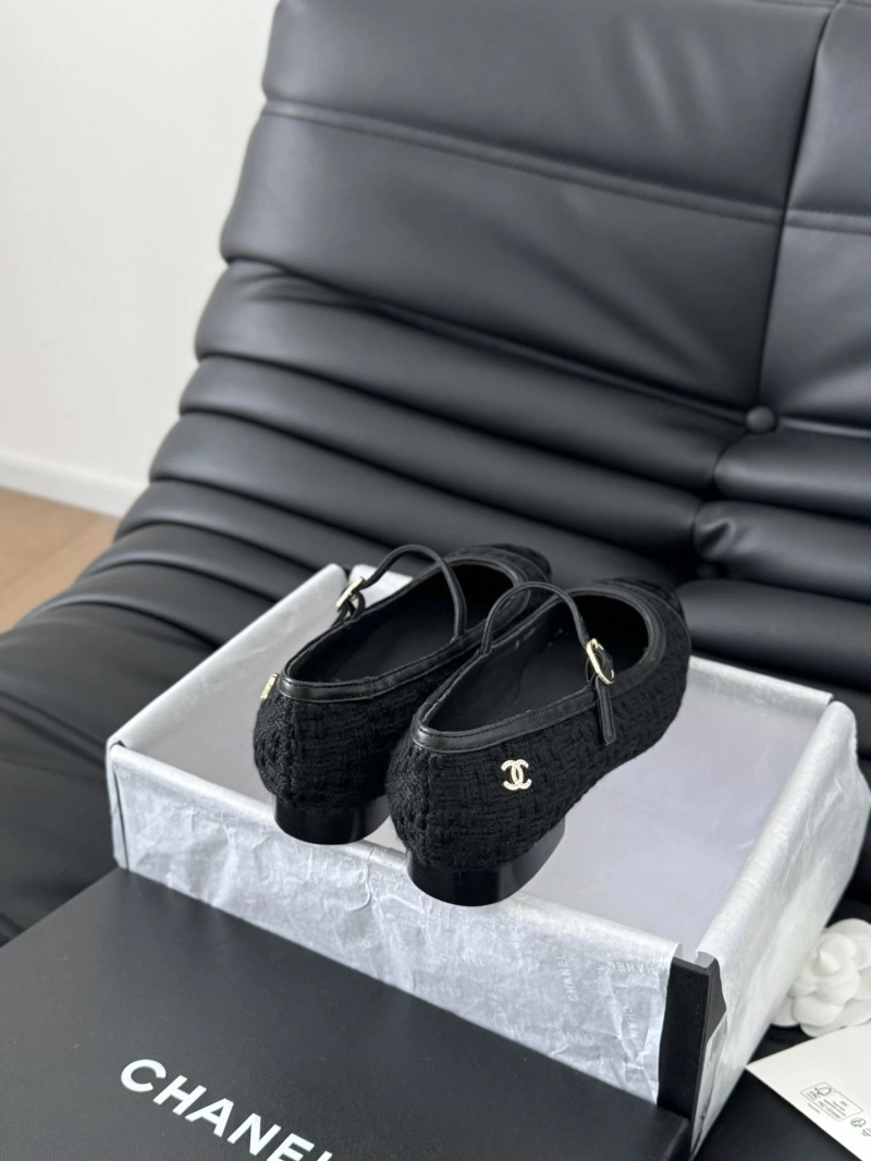GoAnywhere Chxnxl Flat Shoes 124628
