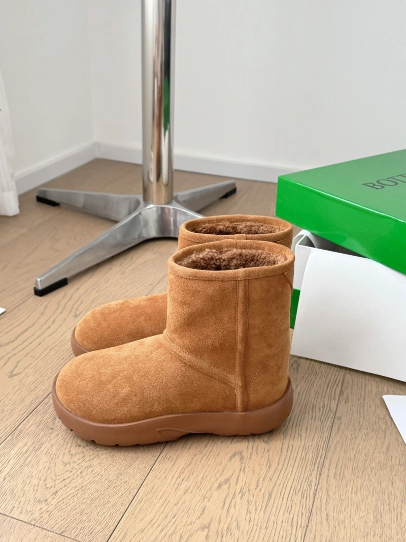 Versatile Bxttxga Vxnxta Boots 112965