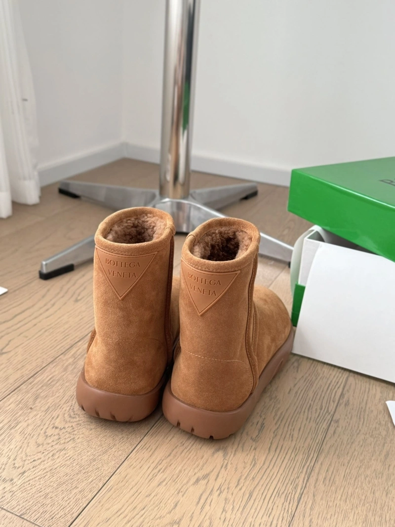 Versatile Bxttxga Vxnxta Boots 112965
