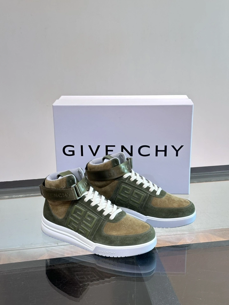 Trendy Gxvxnchy Sneakers 153284