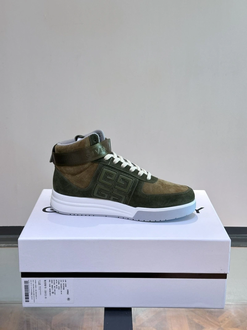 Trendy Gxvxnchy Sneakers 153284
