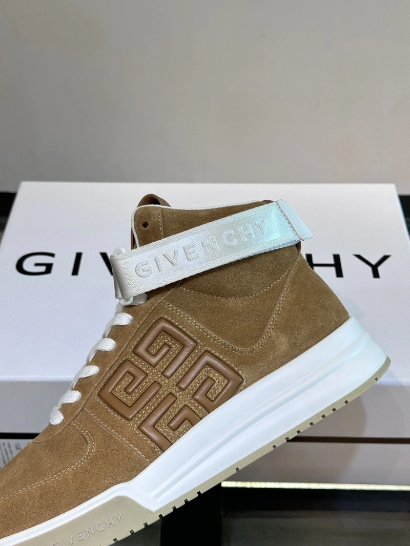 Gxvxnchy Sneakers Popular 153295