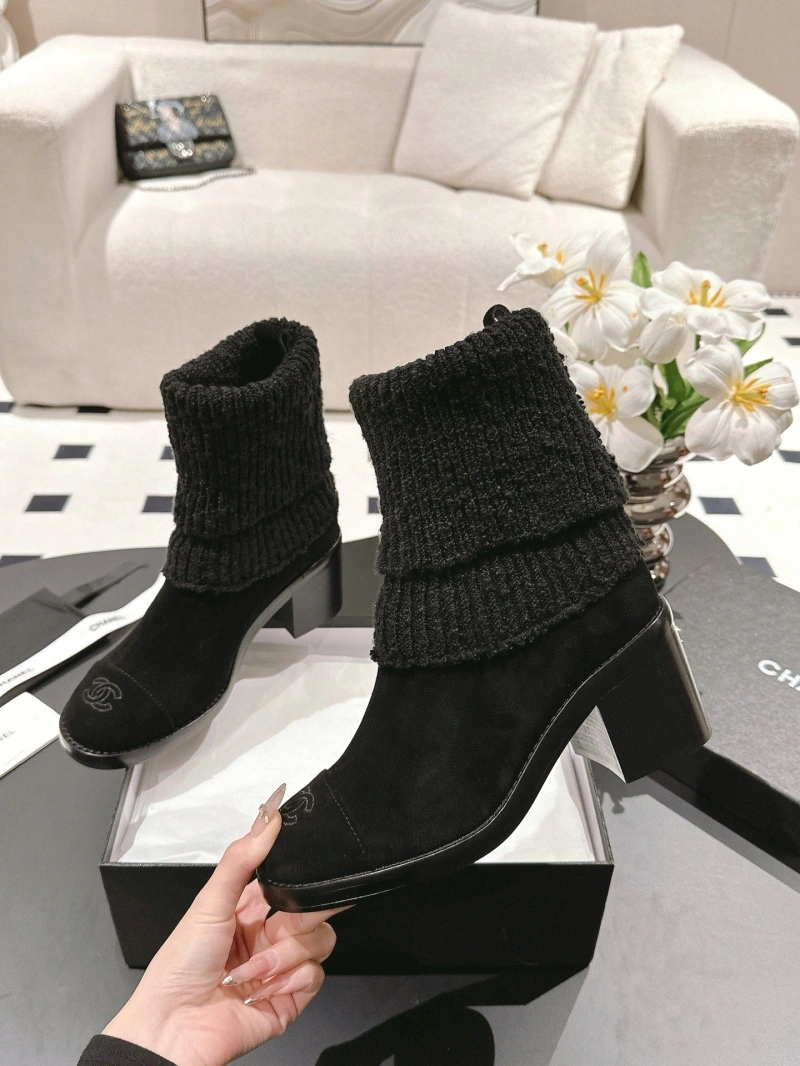 Vibrant Chxnxl Boots 125177