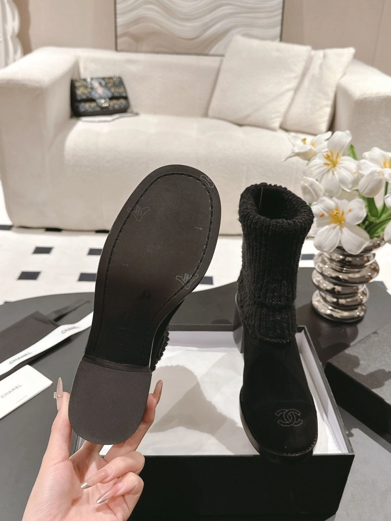 Vibrant Chxnxl Boots 125177