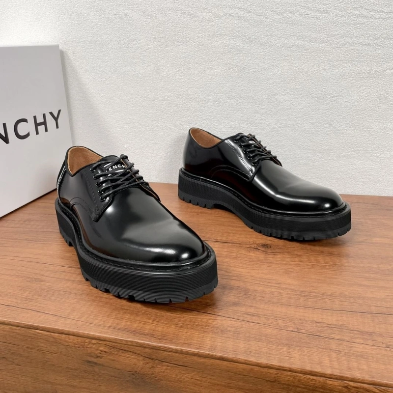 Gxvxnchy Leather Shoes Timeless 153294