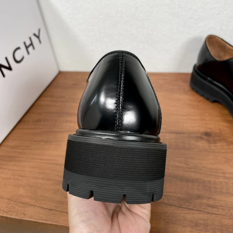 Gxvxnchy Leather Shoes Timeless 153294