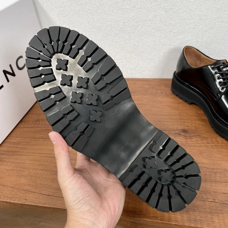 Gxvxnchy Leather Shoes Timeless 153294