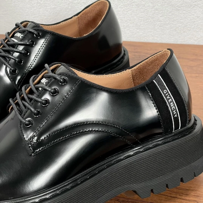 Gxvxnchy Leather Shoes Timeless 153294