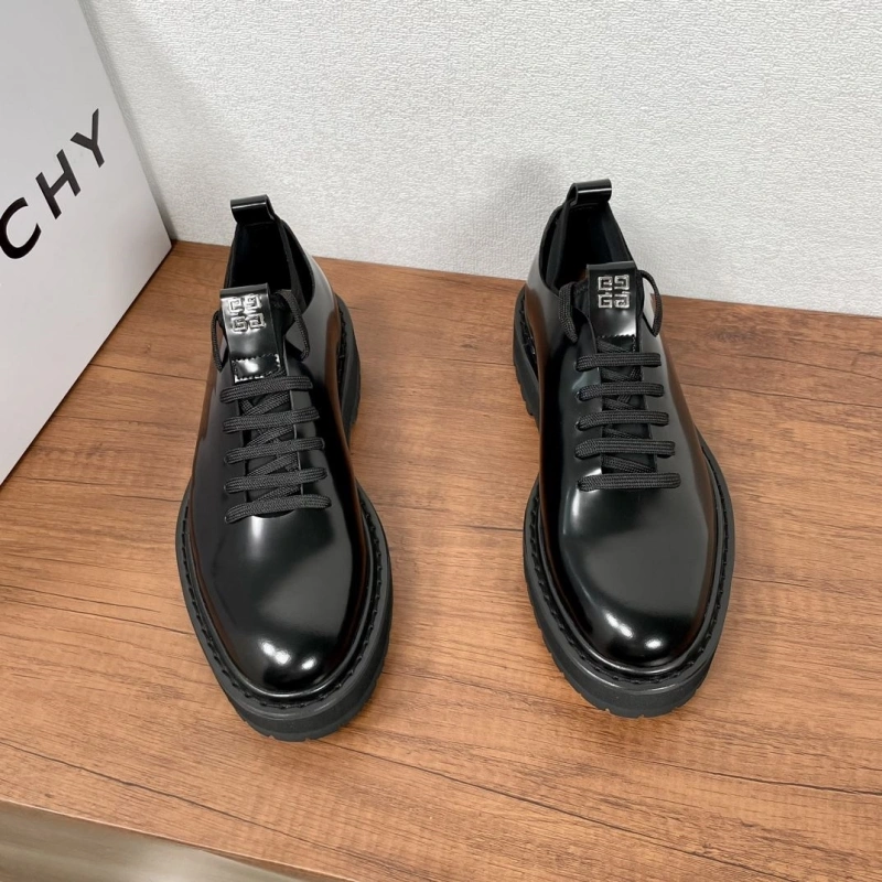 Gxvxnchy Leather Shoes WellDesigned 153300