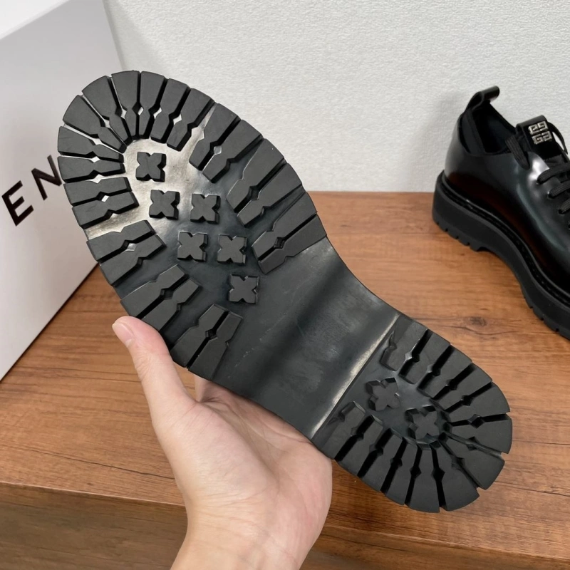Gxvxnchy Leather Shoes WellDesigned 153300
