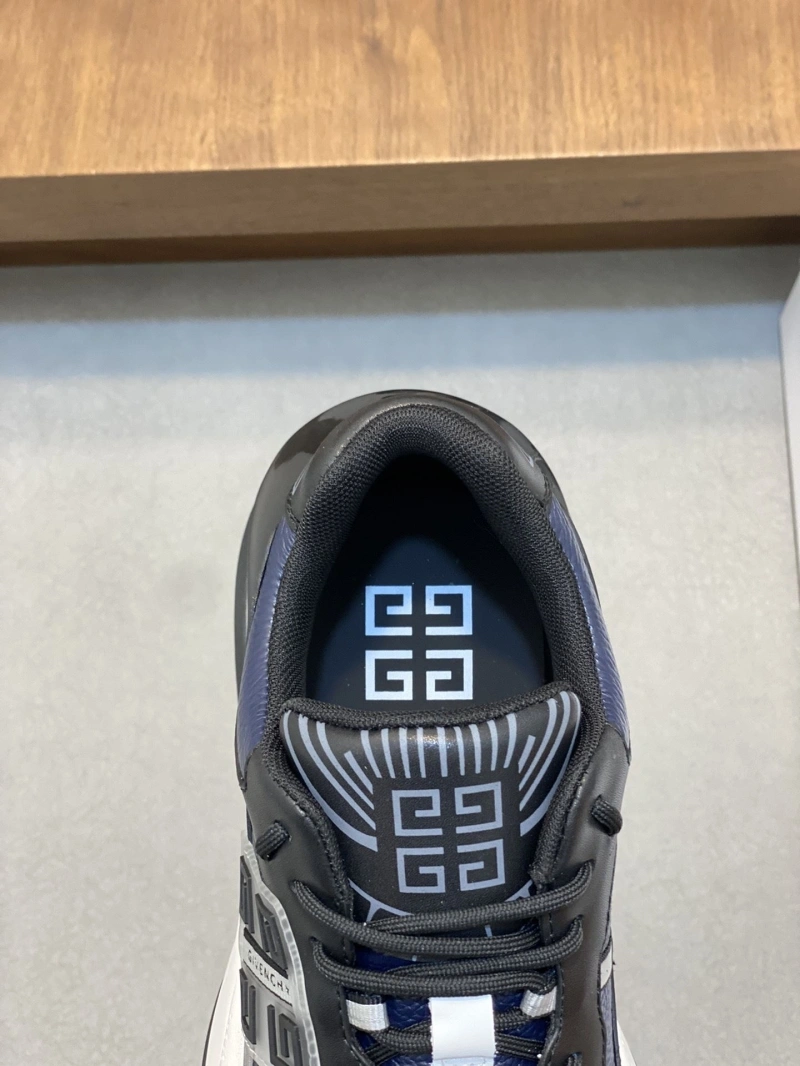 NewStyle Gxvxnchy Sneakers 153298