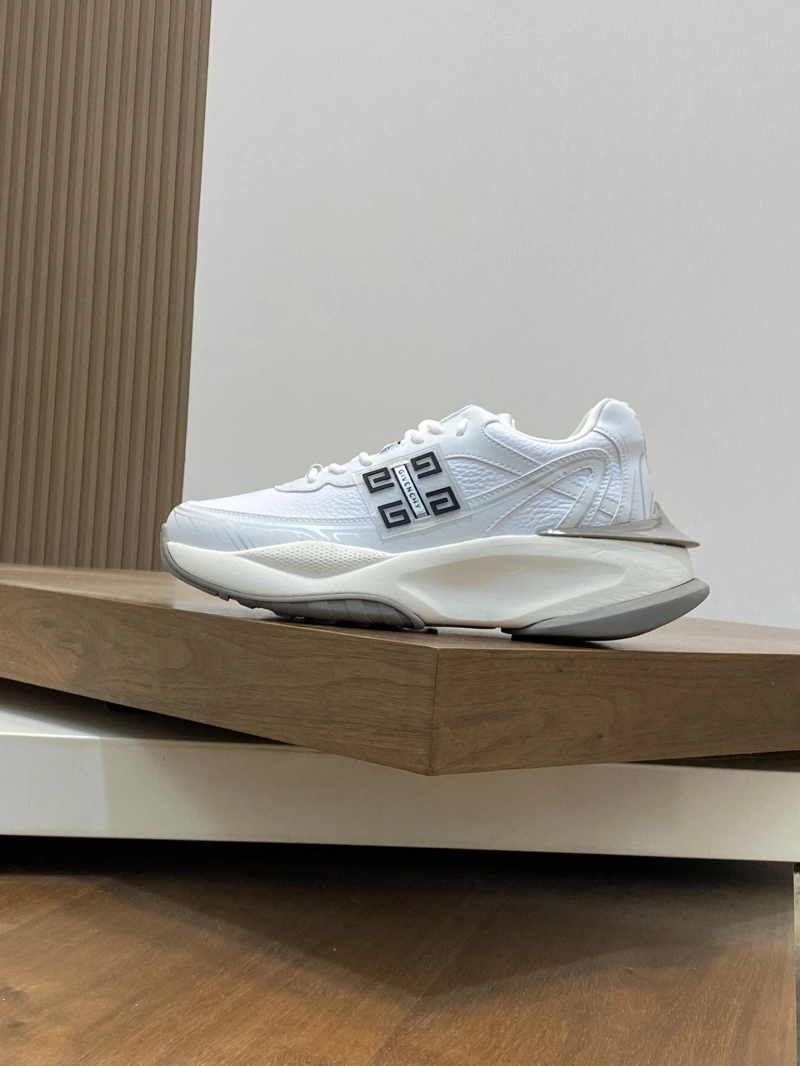 Efficient Gxvxnchy Sneakers 153291