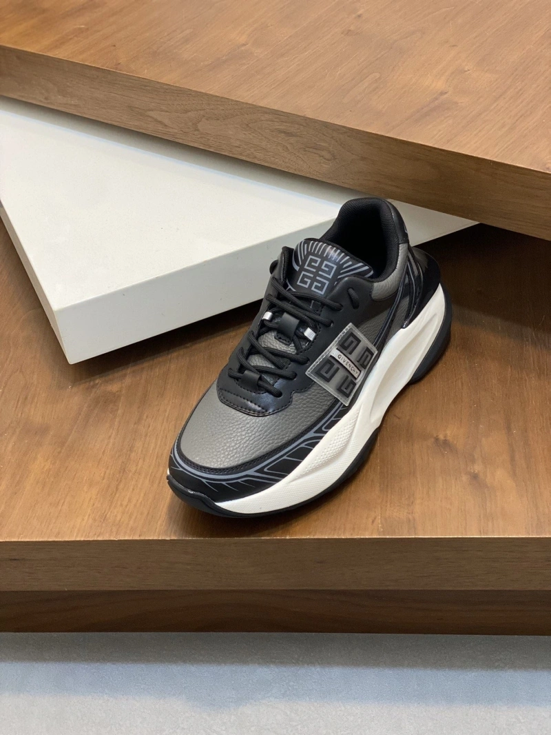 Sleek Gxvxnchy Sneakers 153289
