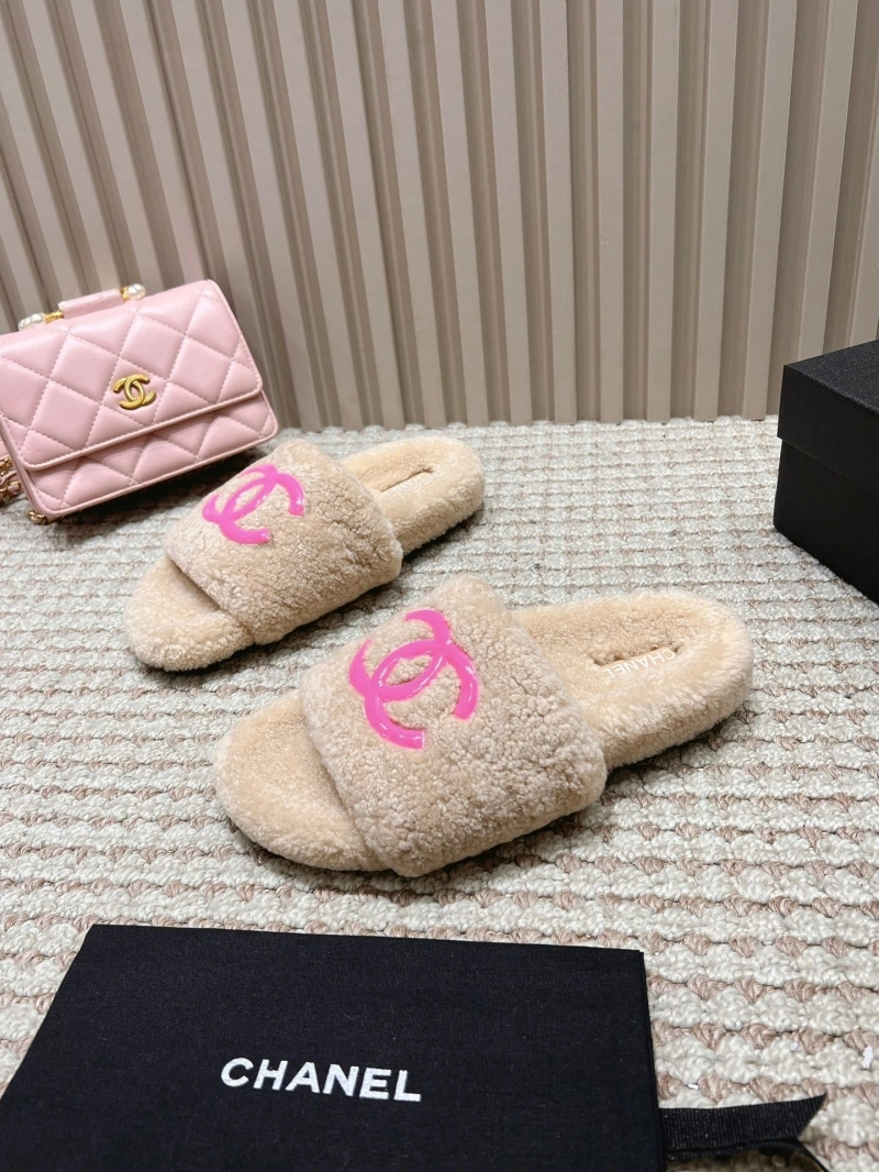Efficient Chxnxl Slippers 124124