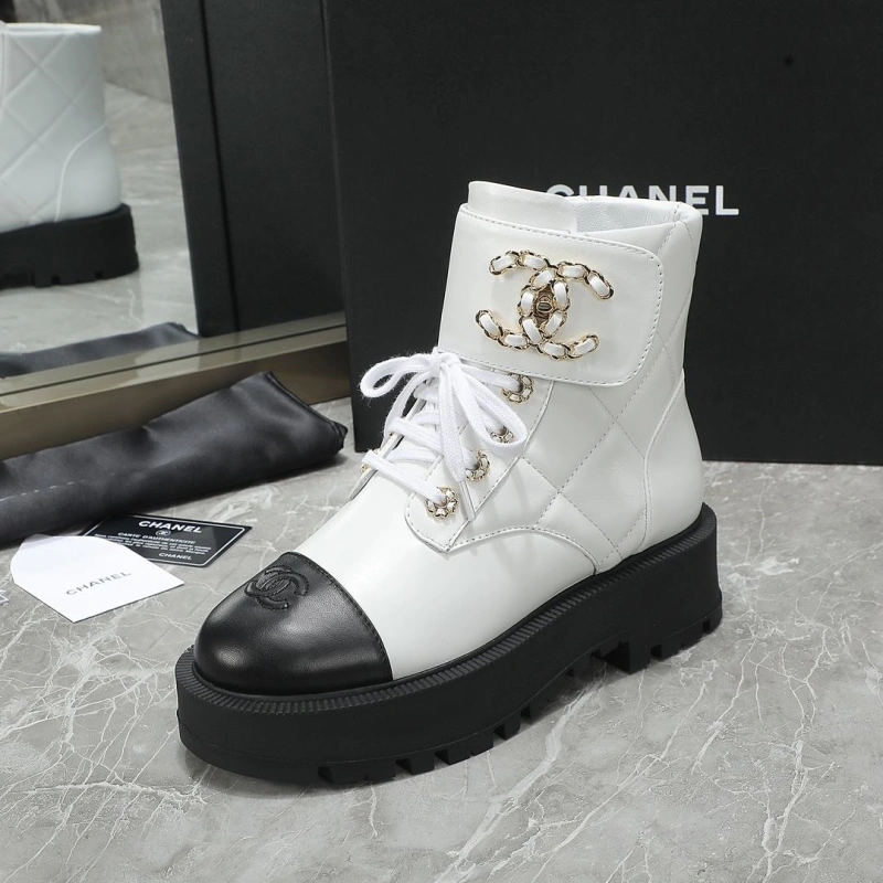 Classic Chxnxl Boots 125148
