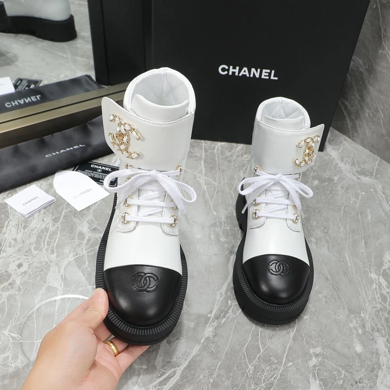 Classic Chxnxl Boots 125148