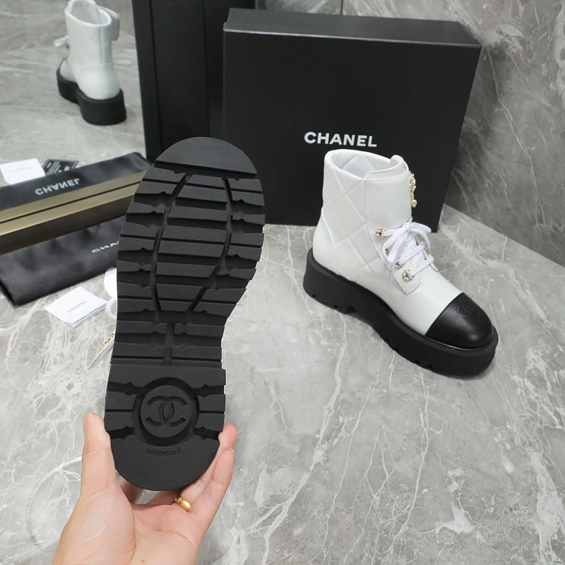 Classic Chxnxl Boots 125148