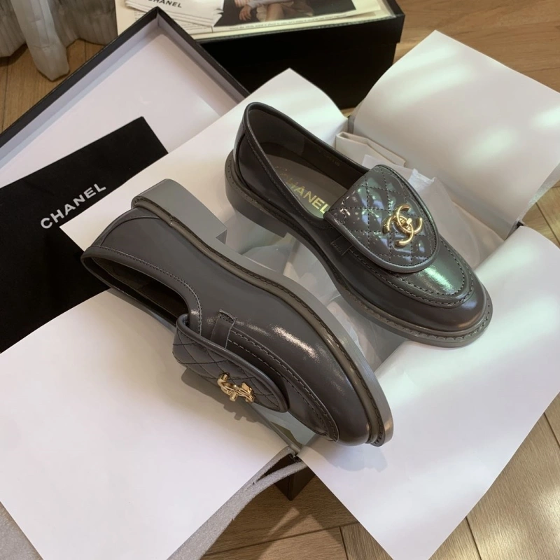 Resilient Chxnxl Leather Shoes 124487