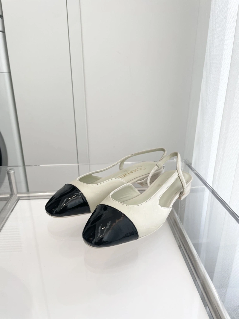 SportInspired Chxnxl Sandals 124243