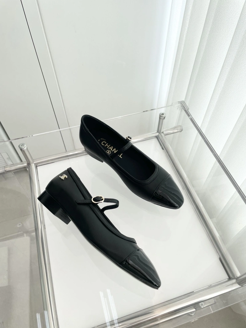 Minimalist Chxnxl Sandals 124257