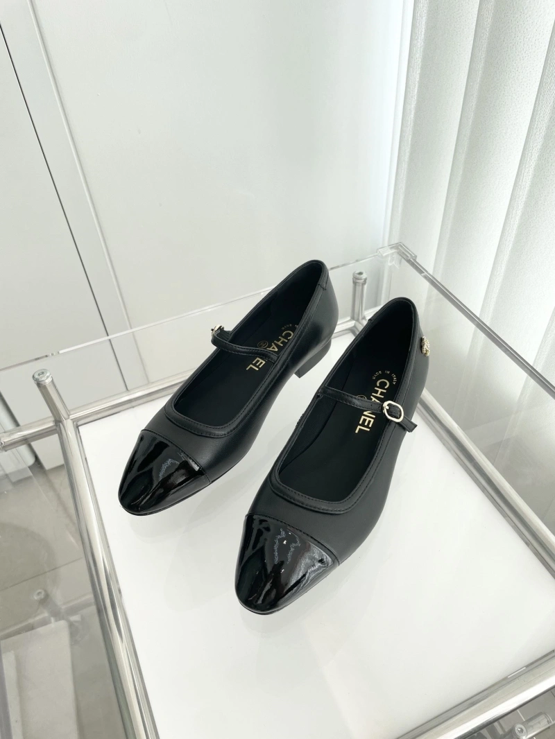 Minimalist Chxnxl Sandals 124257