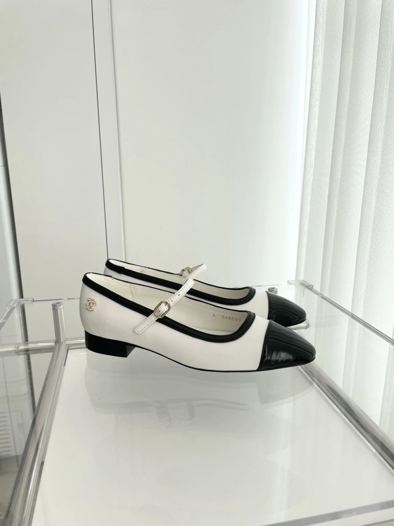 Durable Chxnxl Sandals 124235