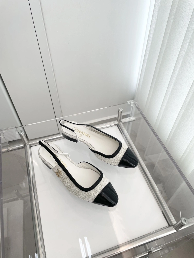 Flexible Chxnxl Sandals 124231