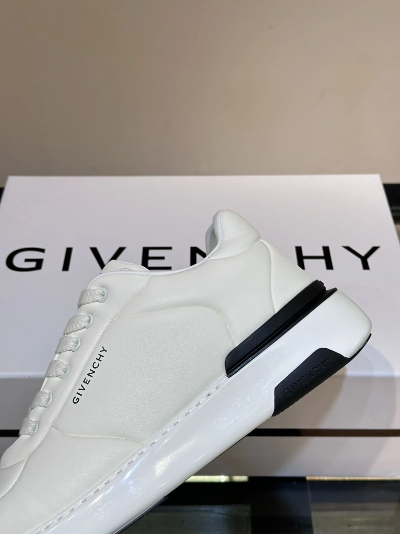 Gxvxnchy Sneakers StreetReady 153299