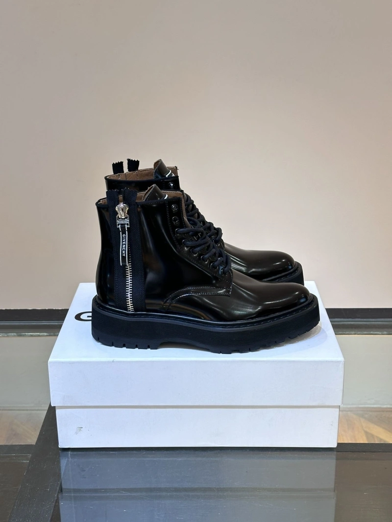 Trendy Gxccx Boots 159168