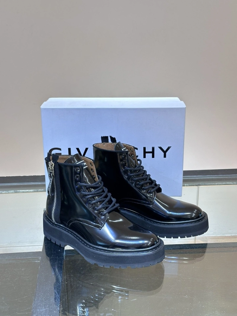 Trendy Gxccx Boots 159168