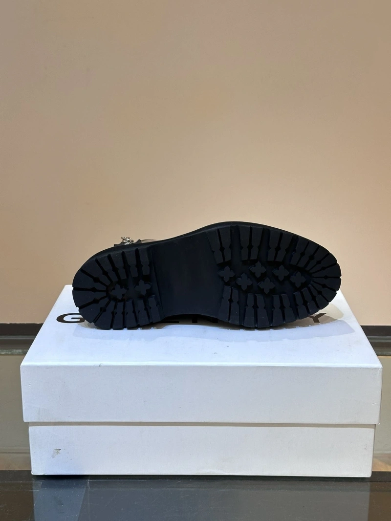 Trendy Gxccx Boots 159168