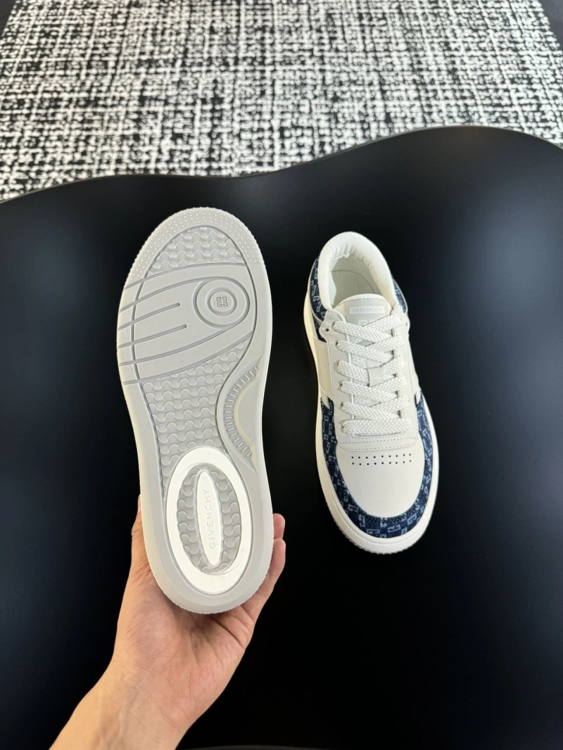 Gxvxnchy Sneakers StreetReady 153280