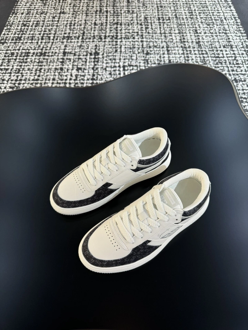 Durable Gxvxnchy Sneakers 153277