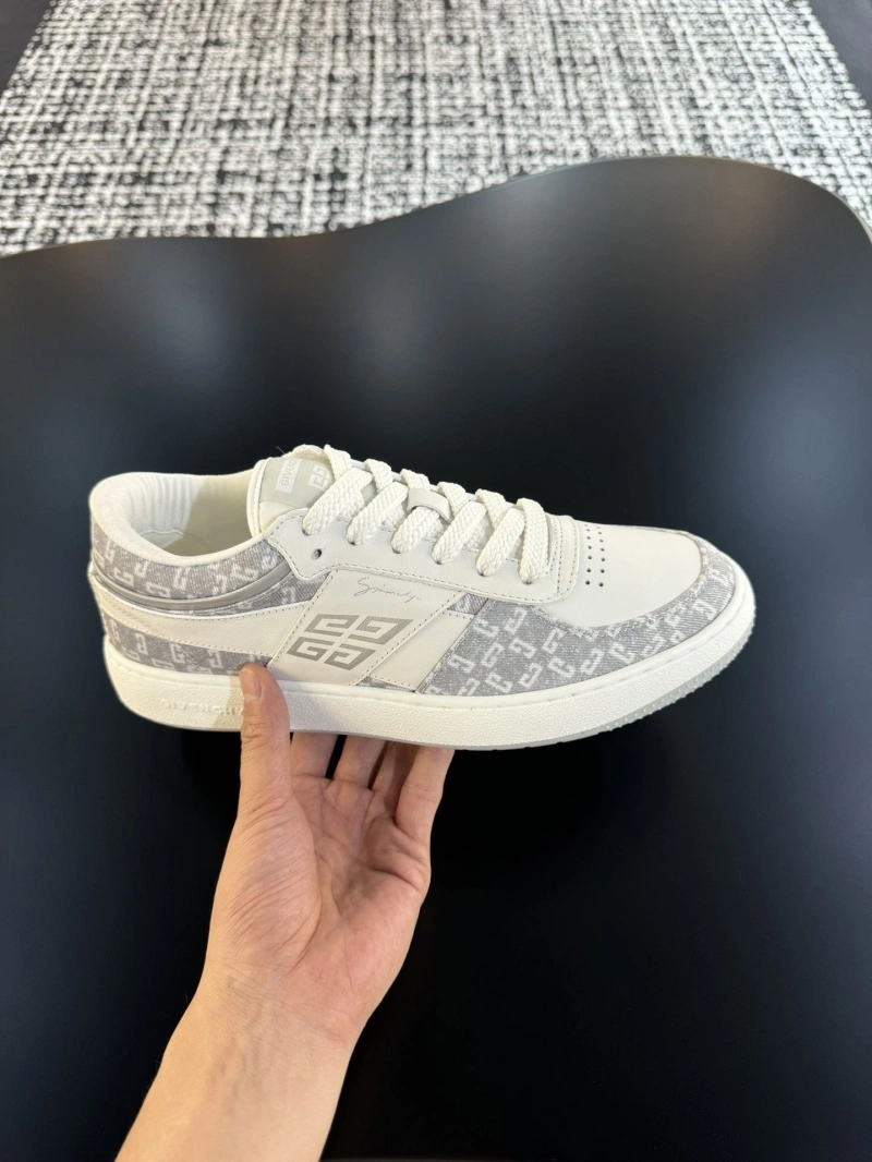 Gxvxnchy Sneakers ModernLook 153276