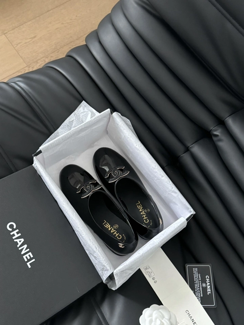NewStyle Chxnxl Flat Shoes 124605